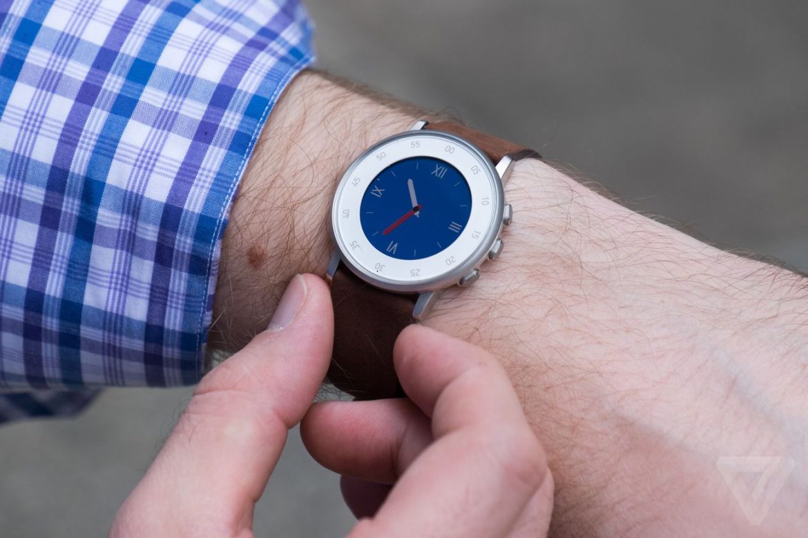 The Pebble smartwatch is making a comeback